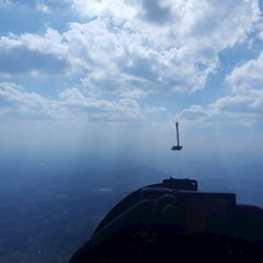 Flugwegposition um 13:43:53: Aufgenommen in der Nähe von Gemeinde Hartberg Umgebung, Österreich in 1962 Meter