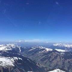 Verortung via Georeferenzierung der Kamera: Aufgenommen in der Nähe von Gemeinde Zell am See, 5700, Österreich in 2700 Meter