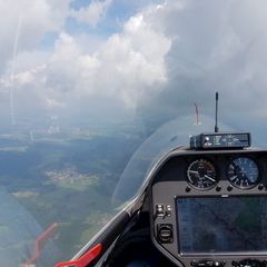 Flugwegposition um 09:23:33: Aufgenommen in der Nähe von Freyung-Grafenau, Deutschland in 1789 Meter
