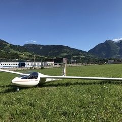 Verortung via Georeferenzierung der Kamera: Aufgenommen in der Nähe von Gemeinde St. Johann im Pongau, Österreich in 600 Meter