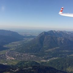 Flugwegposition um 16:42:32: Aufgenommen in der Nähe von Garmisch-Partenkirchen, Deutschland in 2447 Meter