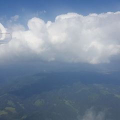 Flugwegposition um 14:36:28: Aufgenommen in der Nähe von Gemeinde Turnau, Österreich in 2568 Meter