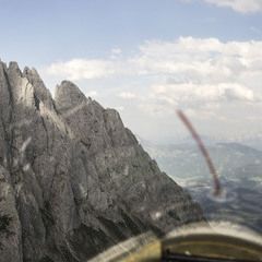 Flugwegposition um 13:44:51: Aufgenommen in der Nähe von Weißenbach bei Liezen, 8940, Österreich in 2060 Meter