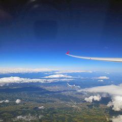 Flugwegposition um 14:23:50: Aufgenommen in der Nähe von Bad Gams, Österreich in 5887 Meter