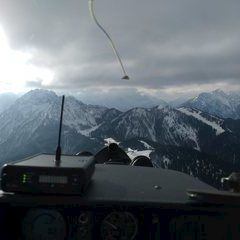 Flugwegposition um 12:08:46: Aufgenommen in der Nähe von 33018 Tarvis, Udine, Italien in 1902 Meter