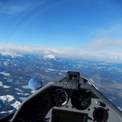Flugwegposition um 12:38:16: Aufgenommen in der Nähe von Ternitz, Österreich in 2983 Meter