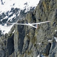 Flugwegposition um 11:36:31: Aufgenommen in der Nähe von Gemeinde Ellmau, Ellmau, Österreich in 2056 Meter