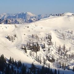 Flugwegposition um 16:49:45: Aufgenommen in der Nähe von Gemeinde Hermagor-Pressegger See, Österreich in 1861 Meter