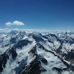Flugwegposition um 12:31:23: Aufgenommen in der Nähe von Gemeinde Fusch an der Großglocknerstraße, 5672 Fusch an der Großglocknerstraße, Österreich in 3248 Meter