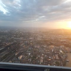 Verortung via Georeferenzierung der Kamera: Aufgenommen in der Nähe von Gemeinde Steyregg, Österreich in 800 Meter