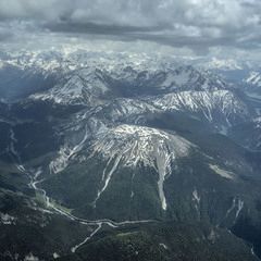 Flugwegposition um 12:22:47: Aufgenommen in der Nähe von Gemeinde St. Leonhard im Pitztal, 6481, Österreich in 3005 Meter