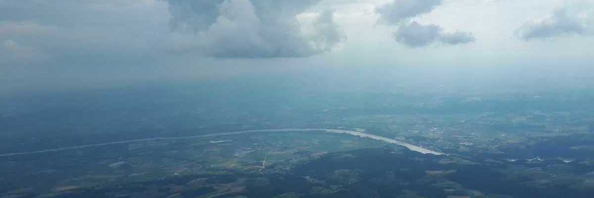 Verortung via Georeferenzierung der Kamera: Aufgenommen in der Nähe von Gemeinde Herzogsdorf, Österreich in 2100 Meter