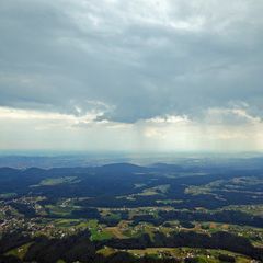 Flugwegposition um 12:37:40: Aufgenommen in der Nähe von Gemeinde Lieboch, Österreich in 971 Meter