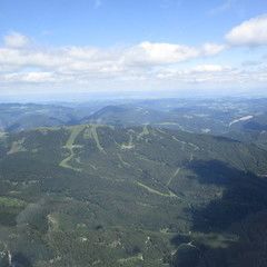 Flugwegposition um 08:42:57: Aufgenommen in der Nähe von Gemeinde Gutenstein, Österreich in 1654 Meter