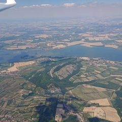 Flugwegposition um 13:00:56: Aufgenommen in der Nähe von Okres Břeclav, Tschechien in 2138 Meter