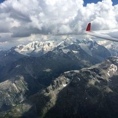 Verortung via Georeferenzierung der Kamera: Aufgenommen in der Nähe von Maloja, Schweiz in 4000 Meter