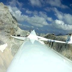 Flugwegposition um 08:26:40: Aufgenommen in der Nähe von Municipality of Bovec, Slowenien in 2367 Meter