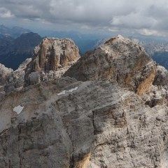 Flugwegposition um 11:52:07: Aufgenommen in der Nähe von Gemeinde St. Veit in Defereggen, 9962, Österreich in 3077 Meter