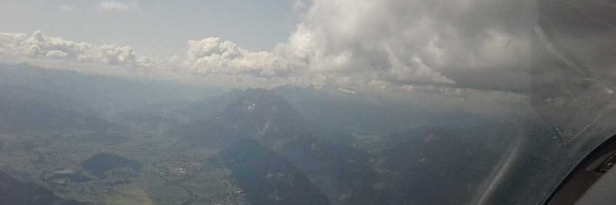 Flugwegposition um 11:43:52: Aufgenommen in der Nähe von Gemeinde Liezen, Liezen, Österreich in 2395 Meter