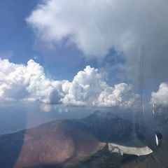 Verortung via Georeferenzierung der Kamera: Aufgenommen in der Nähe von Gemeinde Hermagor-Pressegger See, Österreich in 2500 Meter