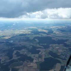 Flugwegposition um 12:40:23: Aufgenommen in der Nähe von Dingolfing-Landau, Deutschland in 1929 Meter