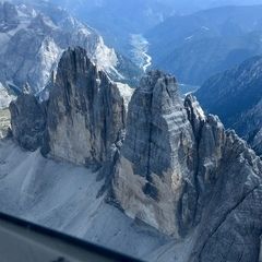 Flugwegposition um 12:30:54: Aufgenommen in der Nähe von 39034 Toblach, Bozen, Italien in 3254 Meter