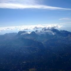 Flugwegposition um 12:20:04: Aufgenommen in der Nähe von Gemeinde Obertraun, Obertraun, Österreich in 3326 Meter