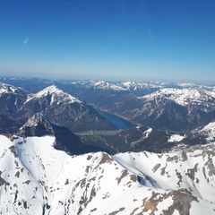 Flugwegposition um 14:59:57: Aufgenommen in der Nähe von Gemeinde Vomp, Österreich in 2618 Meter