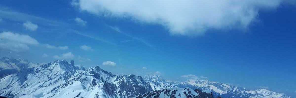 Flugwegposition um 11:54:32: Aufgenommen in der Nähe von Gemeinde Rum, Rum, Österreich in 2380 Meter
