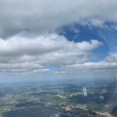 Verortung via Georeferenzierung der Kamera: Aufgenommen in der Nähe von Donau-Ries, Deutschland in 2200 Meter