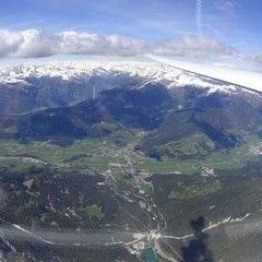 Flugwegposition um 12:01:47: Aufgenommen in der Nähe von Gemeinde Kötschach-Mauthen, Österreich in 2047 Meter