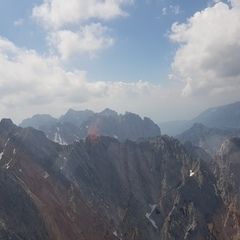 Flugwegposition um 13:03:56: Aufgenommen in der Nähe von Gemeinde Kirchdorf in Tirol, Österreich in 2162 Meter