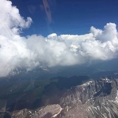 Flugwegposition um 14:52:11: Aufgenommen in der Nähe von Gemeinde Gschnitz, Österreich in 4050 Meter