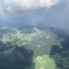 Verortung via Georeferenzierung der Kamera: Aufgenommen in der Nähe von Gemeinde Kirchdorf in Tirol, Österreich in 1800 Meter