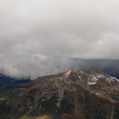 Flugwegposition um 14:11:23: Aufgenommen in der Nähe von Gemeinde Untertauern, Österreich in 2583 Meter