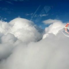 Flugwegposition um 10:59:07: Aufgenommen in der Nähe von Gemeinde Puchberg am Schneeberg, Österreich in 2339 Meter