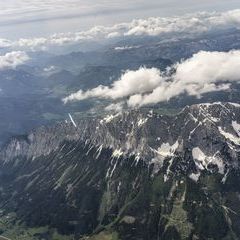 Flugwegposition um 13:05:14: Aufgenommen in der Nähe von Niederöblarn, 8960, Österreich in 2331 Meter