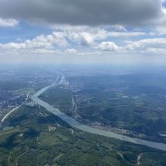 Flugwegposition um 11:34:50: Aufgenommen in der Nähe von Gemeinde Spillern, Spillern, Österreich in 1768 Meter