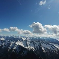 Flugwegposition um 15:08:19: Aufgenommen in der Nähe von Gemeinde Uttendorf, Österreich in 2854 Meter