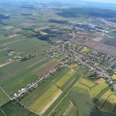 Flugwegposition um 12:49:32: Aufgenommen in der Nähe von Gemeinde Trausdorf an der Wulka, 7061 Trausdorf an der Wulka, Österreich in 1122 Meter