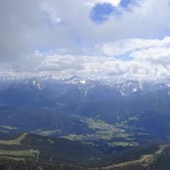 Flugwegposition um 11:10:45: Aufgenommen in der Nähe von Gemeinde Oberdrauburg, 9781, Österreich in 2702 Meter