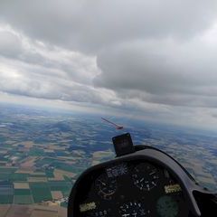 Flugwegposition um 11:18:53: Aufgenommen in der Nähe von Dingolfing-Landau, Deutschland in 1624 Meter