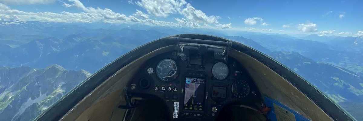 Flugwegposition um 13:50:12: Aufgenommen in der Nähe von Gemeinde Flachau, Österreich in 2825 Meter