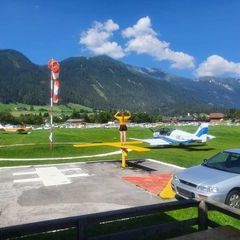 Flugwegposition um 13:23:31: Aufgenommen in der Nähe von Schladming, Österreich in 3075 Meter