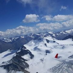 Flugwegposition um 13:10:26: Aufgenommen in der Nähe von Gemeinde St. Leonhard im Pitztal, 6481, Österreich in 3917 Meter