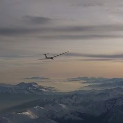 Flugwegposition um 15:31:32: Aufgenommen in der Nähe von Gemeinde Navis, Navis, Österreich in 4104 Meter