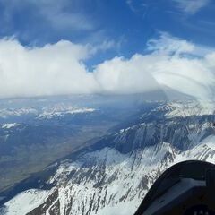 Flugwegposition um 13:21:31: Aufgenommen in der Nähe von Gemeinde Uttendorf, Österreich in 3245 Meter