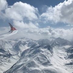Flugwegposition um 13:58:33: Aufgenommen in der Nähe von Gemeinde St. Leonhard im Pitztal, 6481, Österreich in 3340 Meter