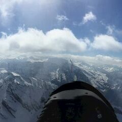 Flugwegposition um 13:48:31: Aufgenommen in der Nähe von Gemeinde Uttendorf, Österreich in 3114 Meter