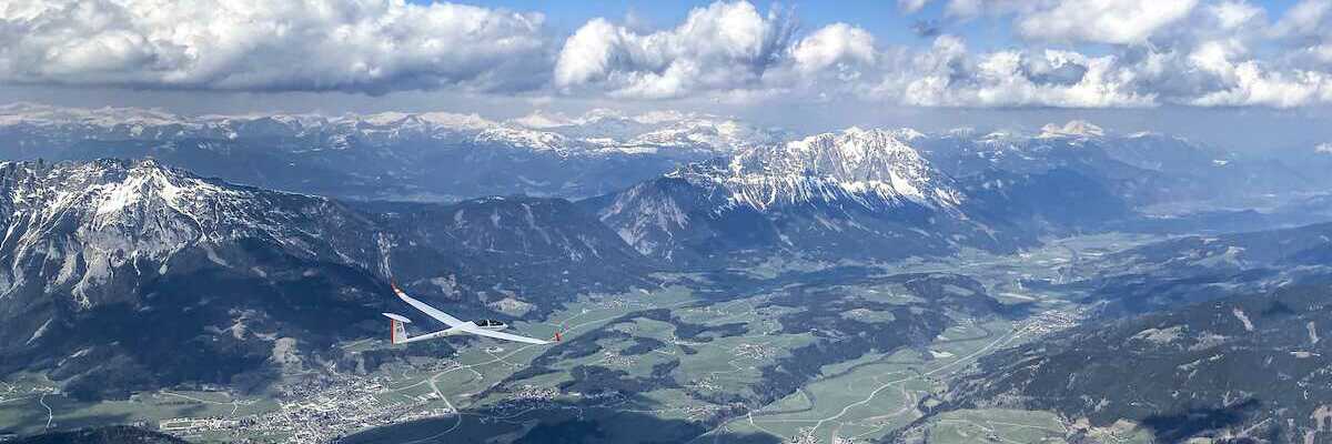 Flugwegposition um 13:26:14: Aufgenommen in der Nähe von Michaelerberg, Österreich in 2759 Meter